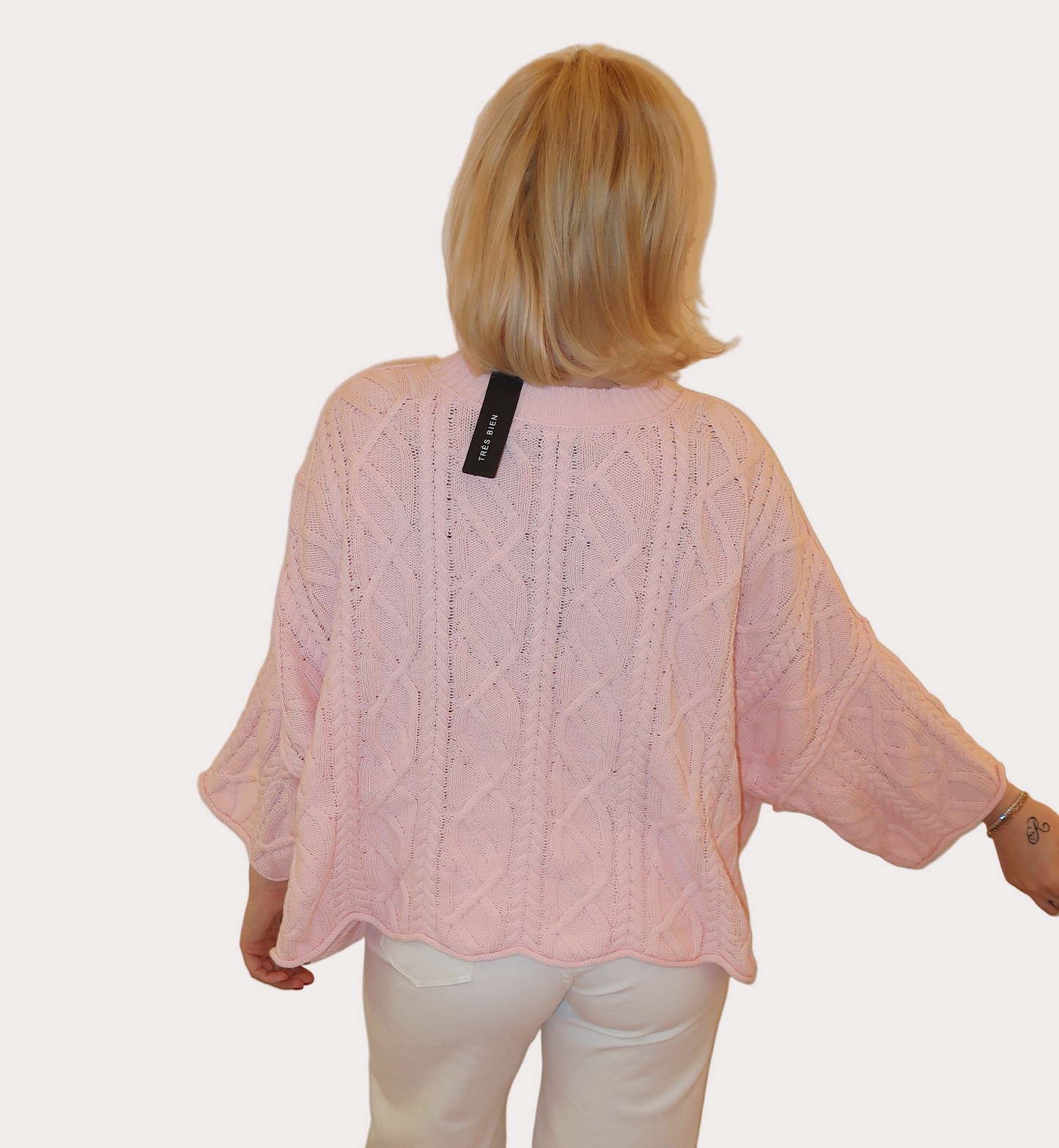 Knitted sailors knot round neck sweater