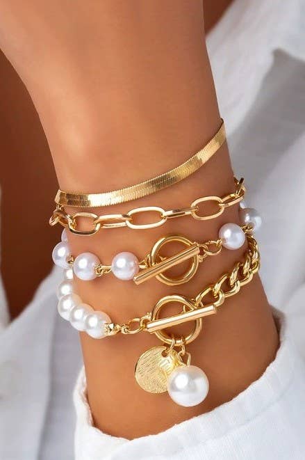 Pearl Chain Toggle Bracelet