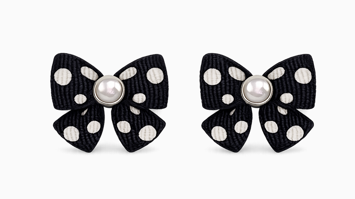 Bow Pearl Stud Earrings