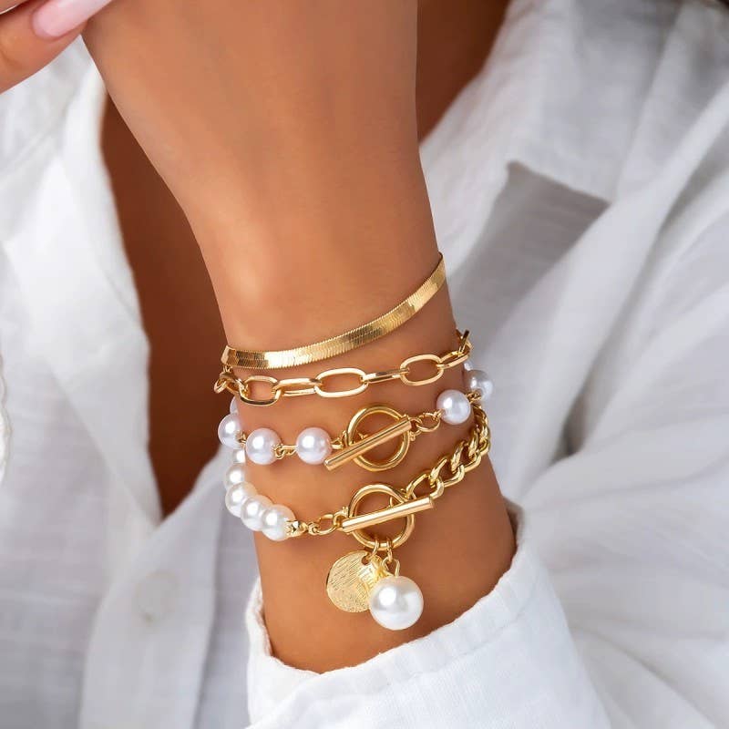 Pearl Chain Toggle Bracelet